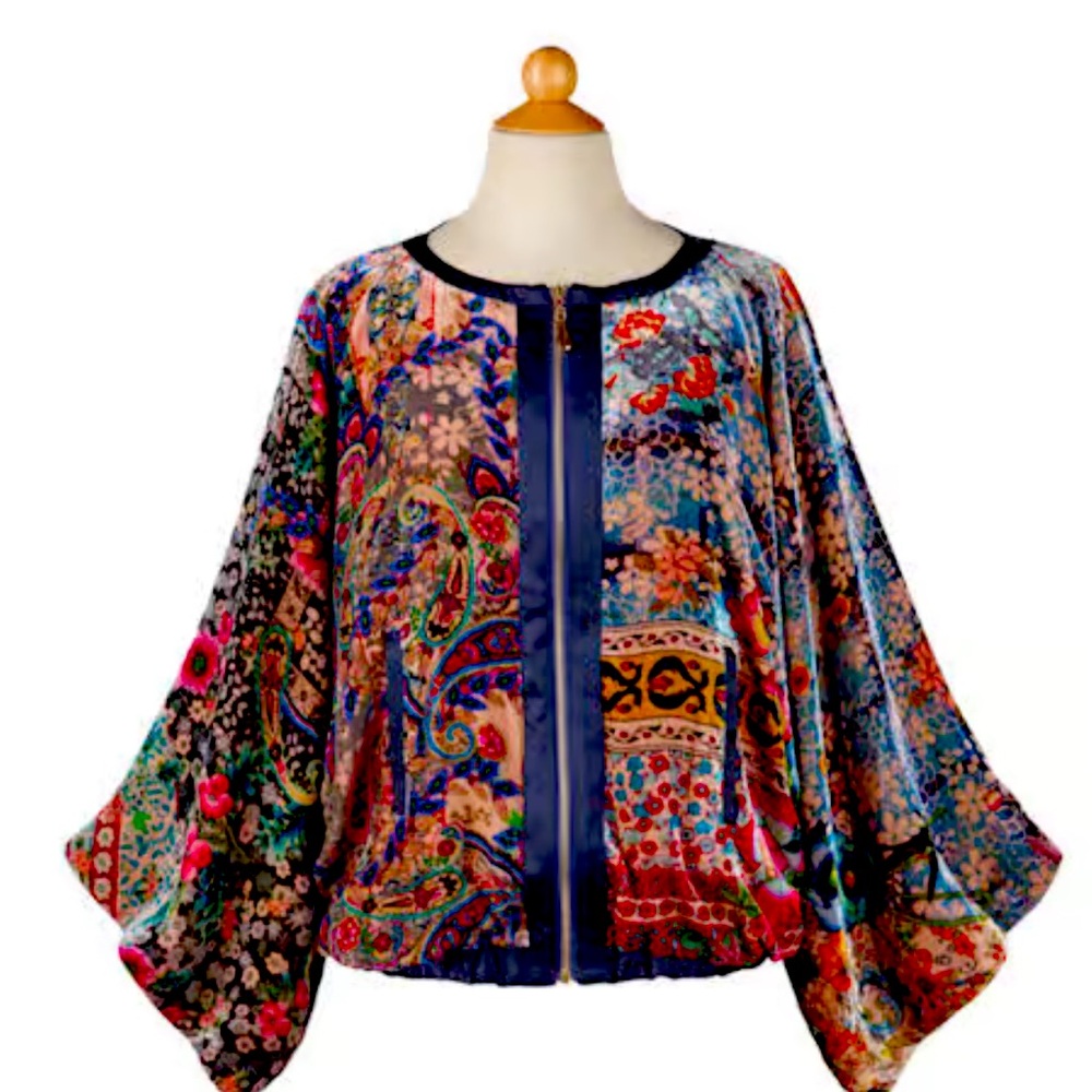 Like New Anea A Jacket. Velvet Fabric drapes beautifully-patterns are brilliant!